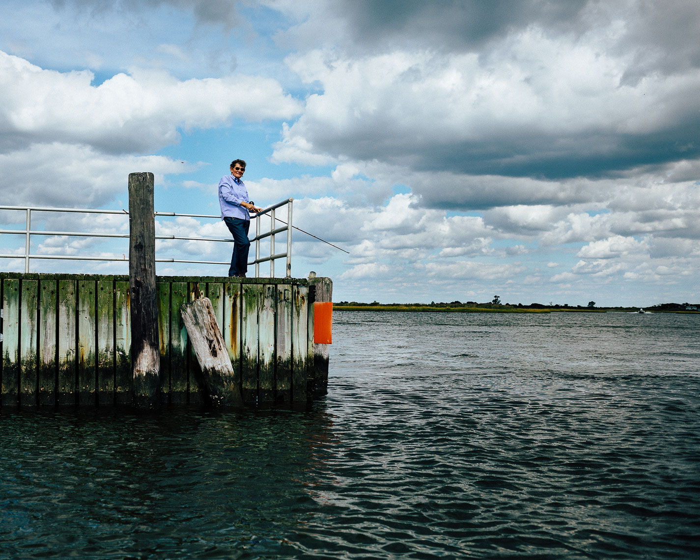 Oyster farmer Chuck Westfall. Long Island, NY.