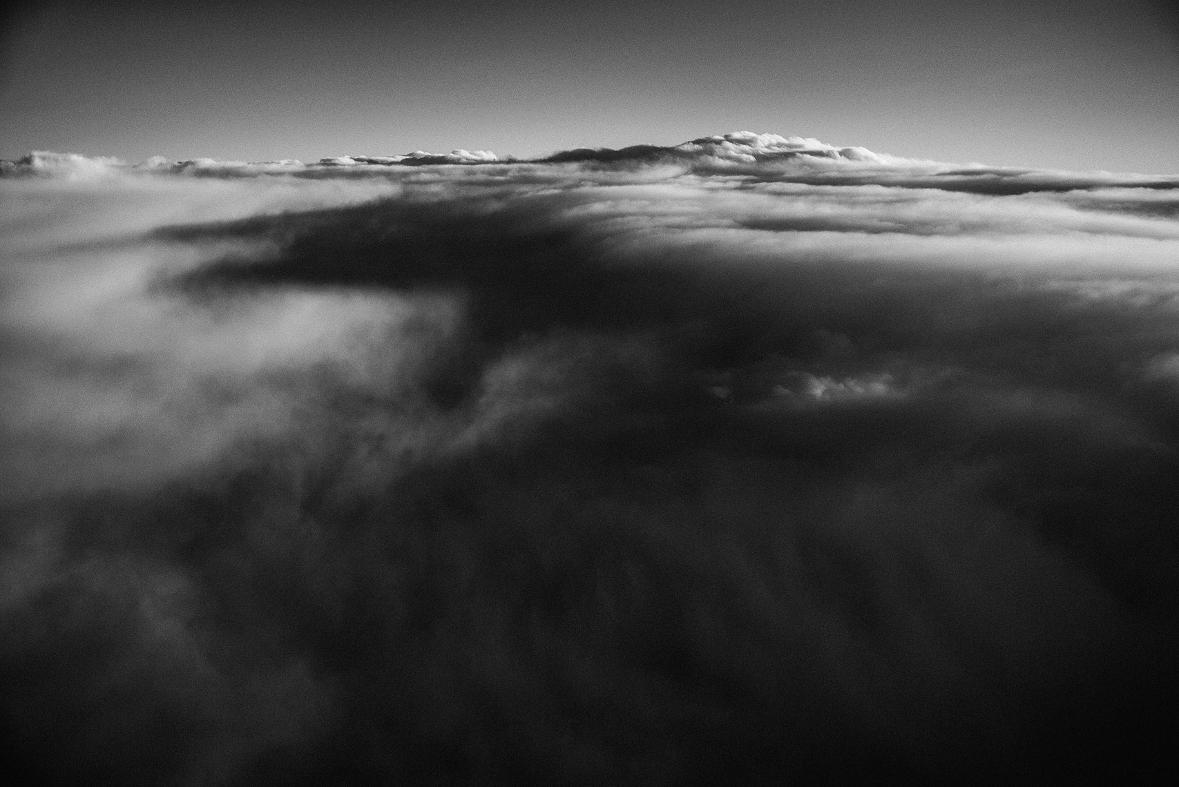 Clouds Full. Ground.